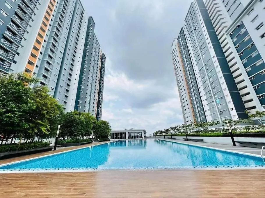 Homestay Klia Putrajaya Sepang Kampong Bekoh Apartment